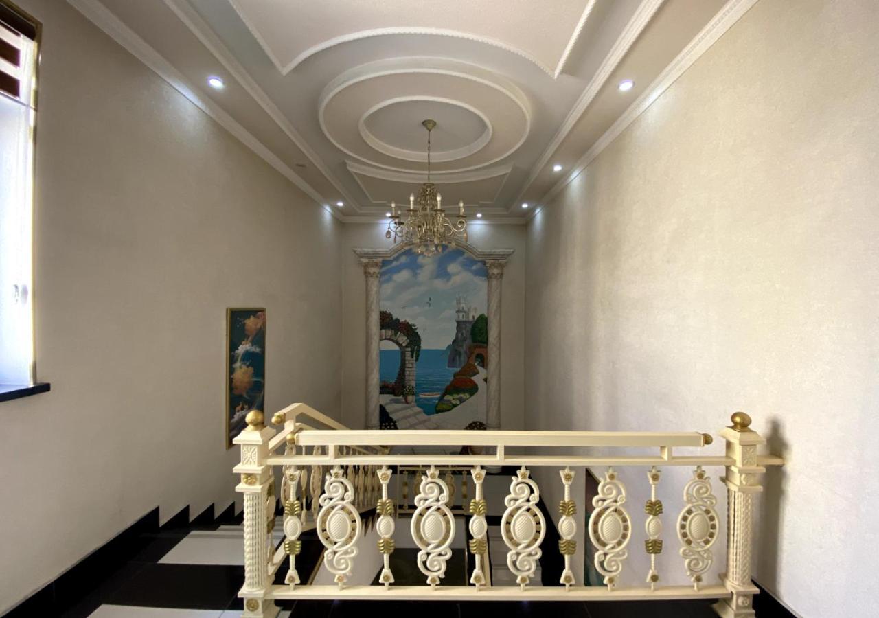Diyor Hotel Marghilon Exterior foto