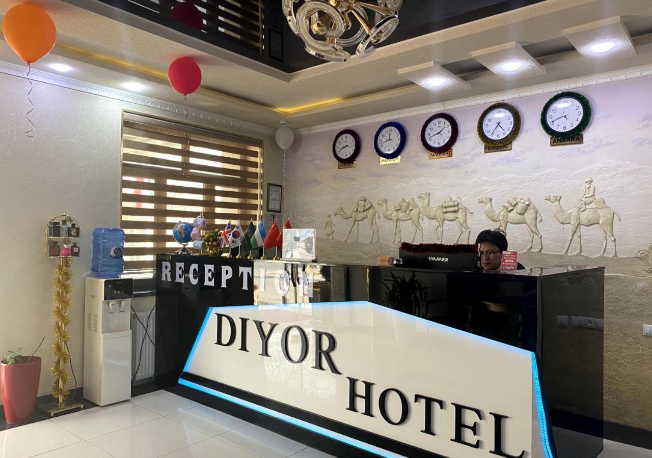 Diyor Hotel Marghilon Exterior foto
